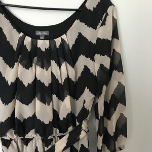 Lily Rose | Black and cream chevron dress size L